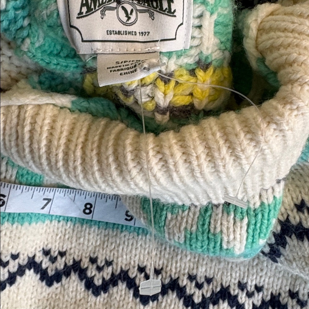 NEW American Eagle Mock Neck Fair Isle Oversized Sweater Cozy Comfy NWOT - Picture 8 of 9